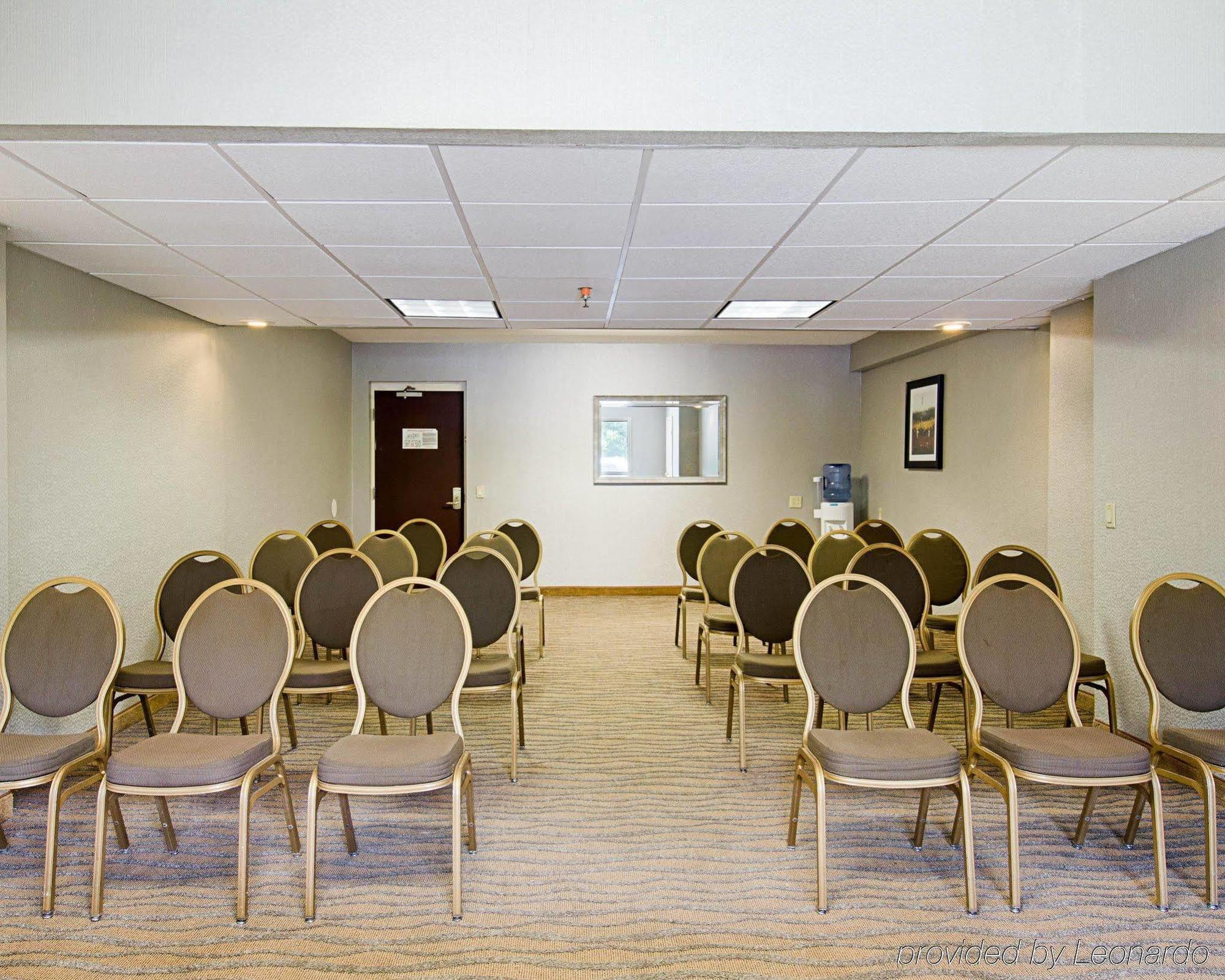 Suburban Extended Stay Hotel Worcester Exterior photo